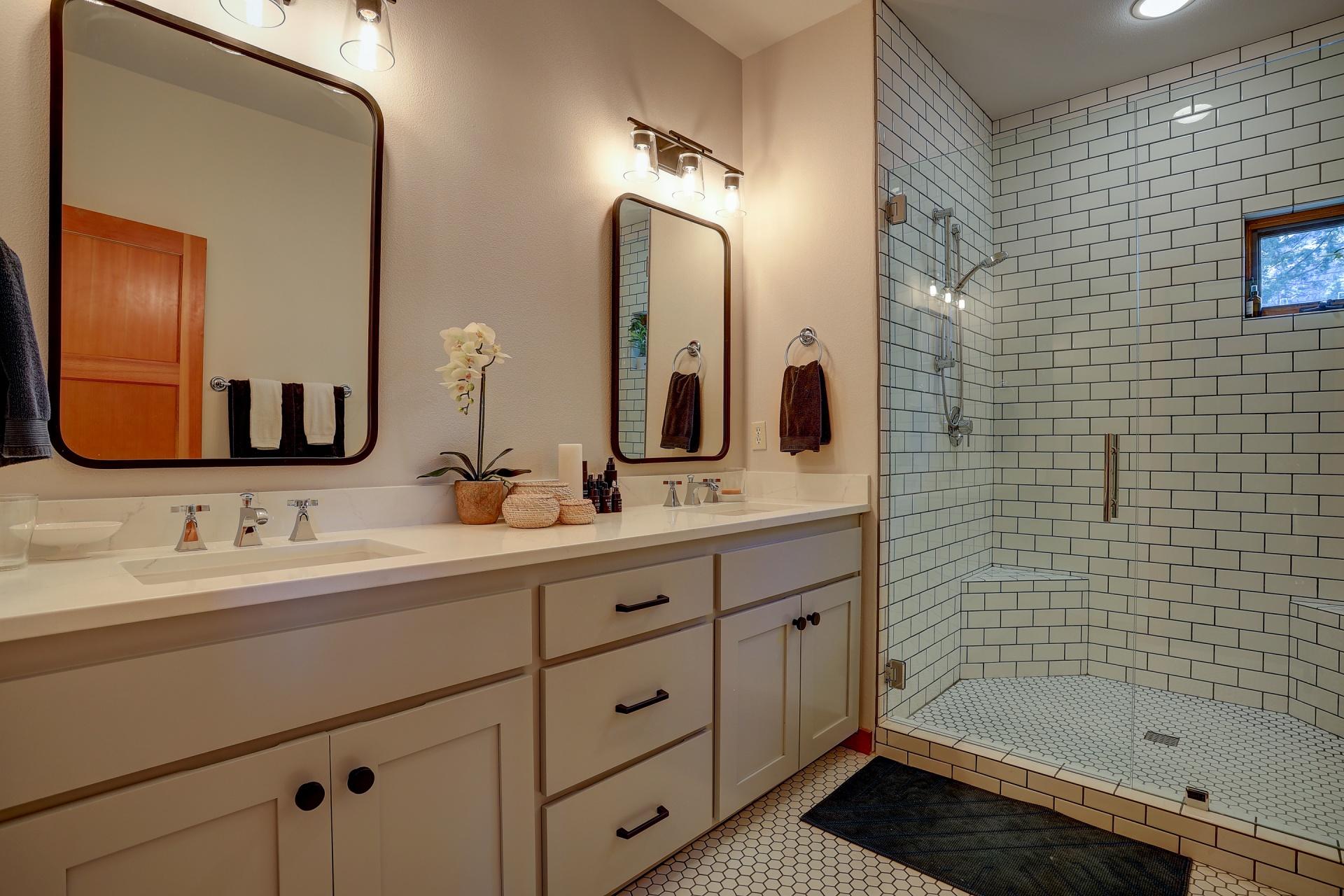 Awbrey Village - Residential