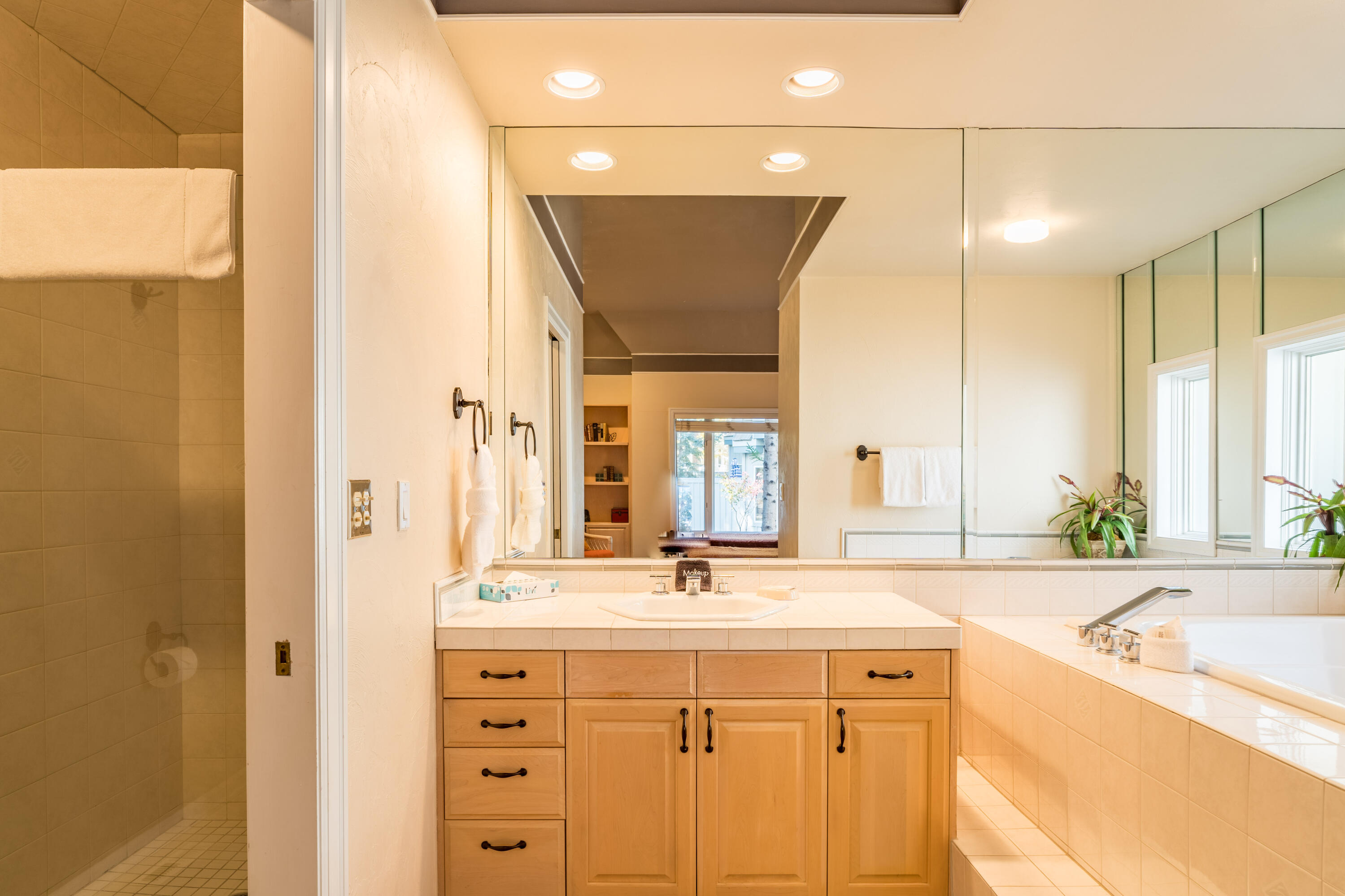 StoneTH - Residential