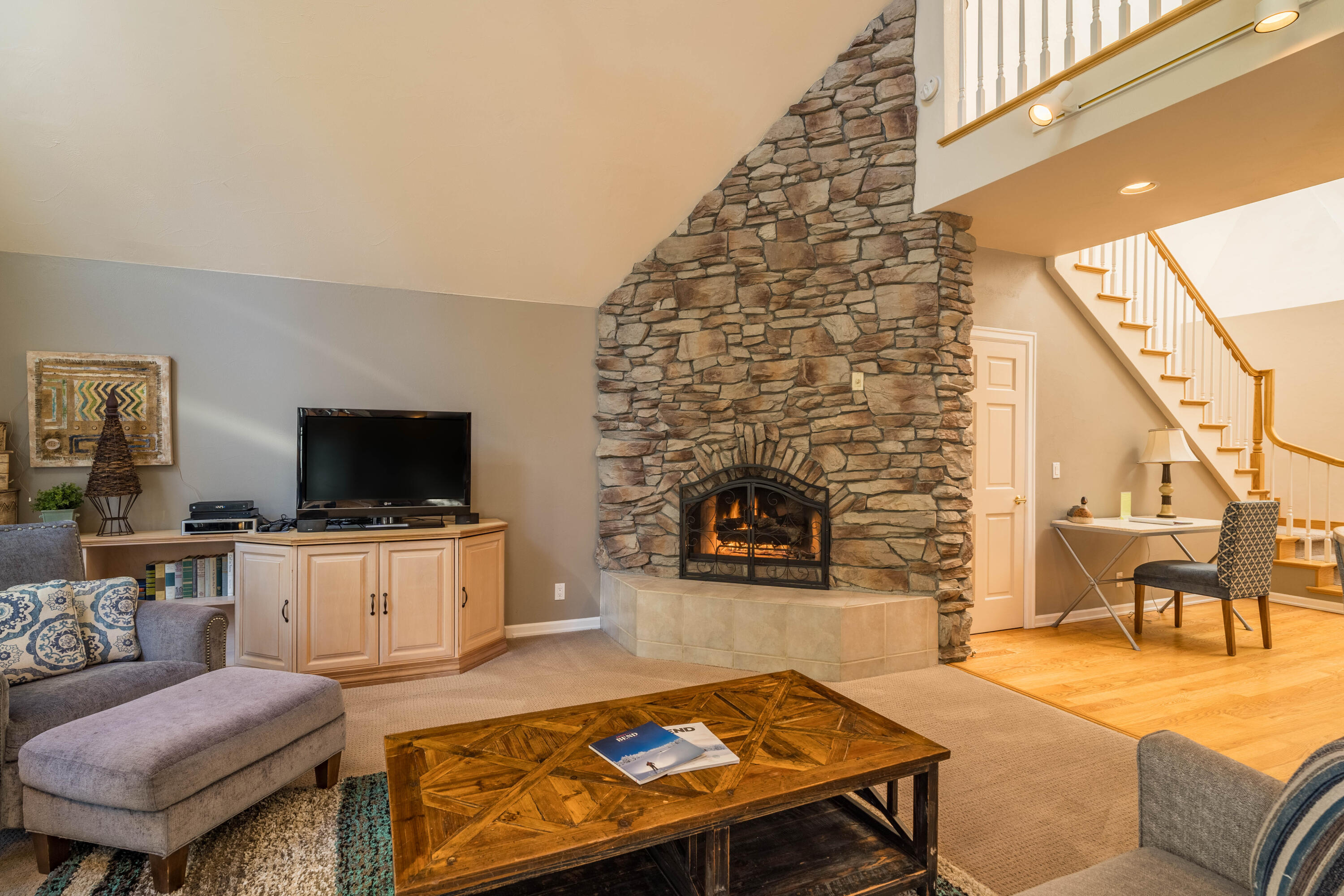 StoneTH - Residential