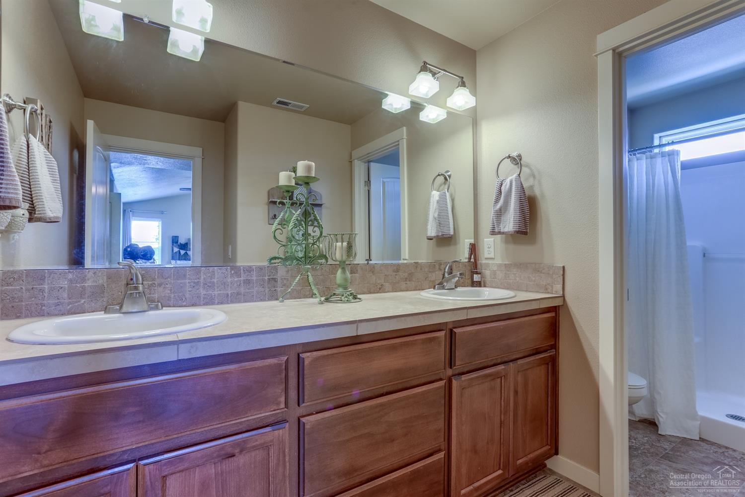 Gannon Point - Residential