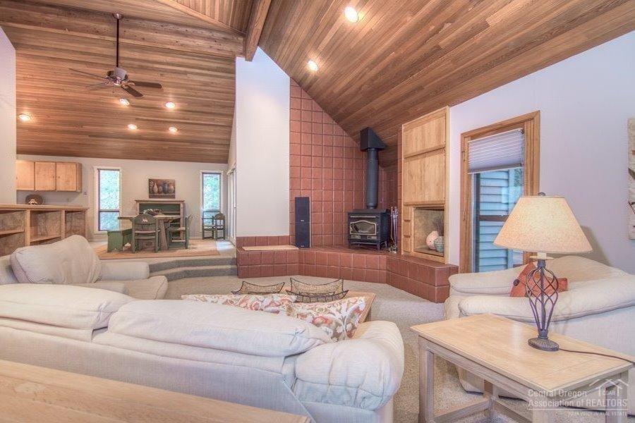 Fairway Point Villag - Residential