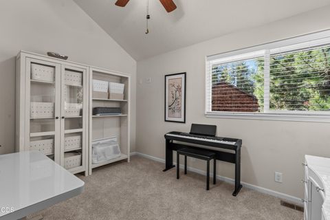 Tiny photo for 15194 E River Loop Drive E, Bend, OR 97707 (MLS # 220222710)