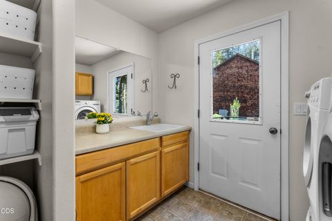 Tiny photo for 15194 E River Loop Drive E, Bend, OR 97707 (MLS # 220222710)