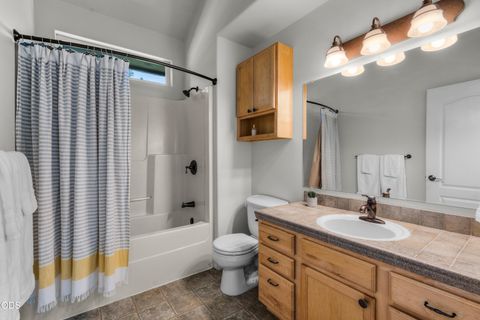 Tiny photo for 15194 E River Loop Drive E, Bend, OR 97707 (MLS # 220222710)
