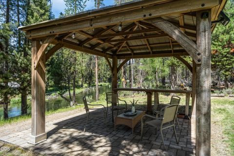 Tiny photo for 15194 E River Loop Drive E, Bend, OR 97707 (MLS # 220222710)