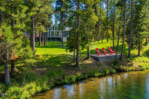 Photo of 15194 E River Loop Drive E, Bend, OR 97707 (MLS # 220222710)
