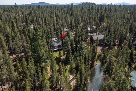 Tiny photo for 15194 E River Loop Drive E, Bend, OR 97707 (MLS # 220222710)