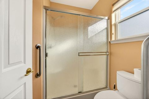 Tiny photo for 1937 Woodside Drive, Medford, OR 97501 (MLS # 220217137)