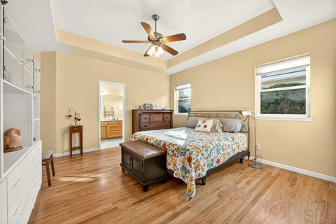 Tiny photo for 1937 Woodside Drive, Medford, OR 97501 (MLS # 220217137)