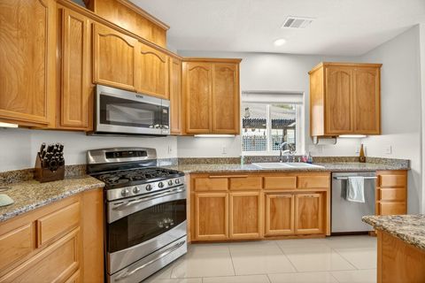 Tiny photo for 1937 Woodside Drive, Medford, OR 97501 (MLS # 220217137)