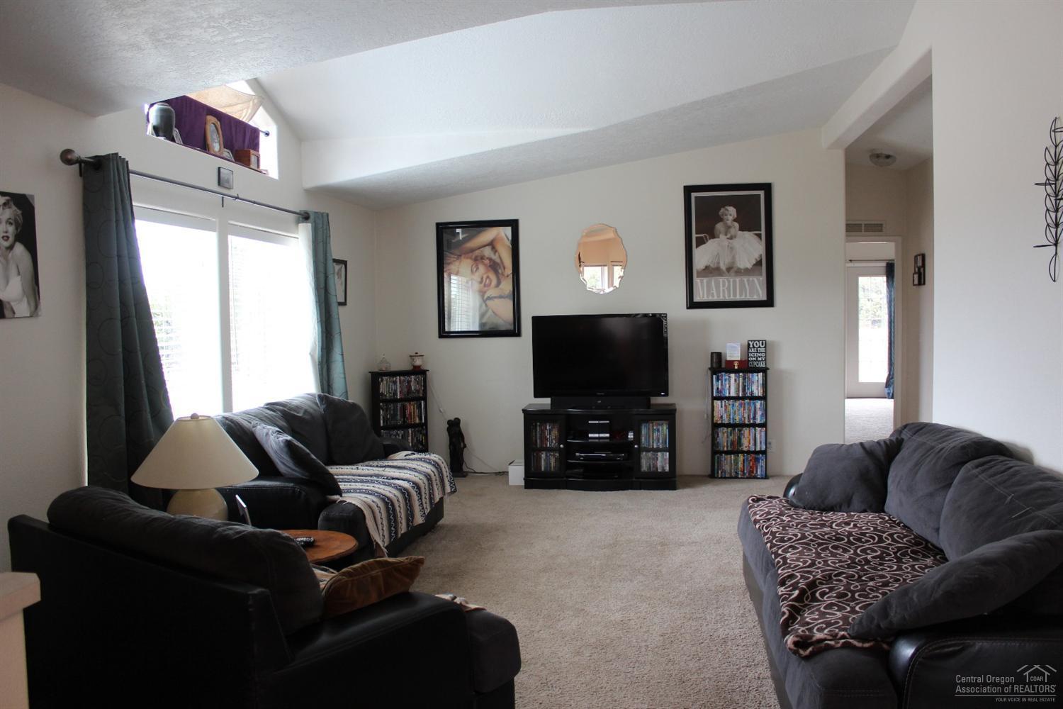 Powell Butte View - Residential