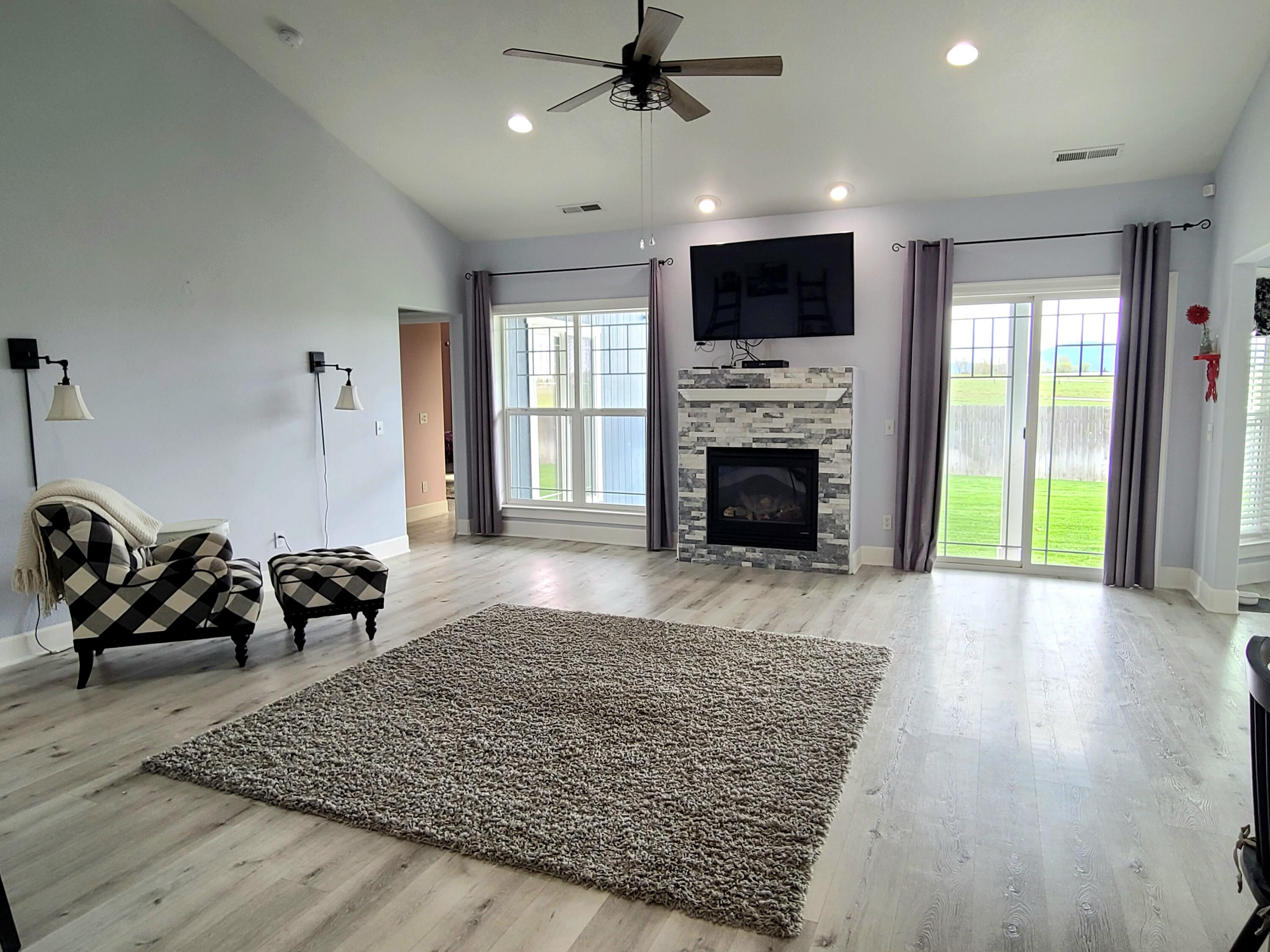 Klamath Meadows East -First Addition - Residential