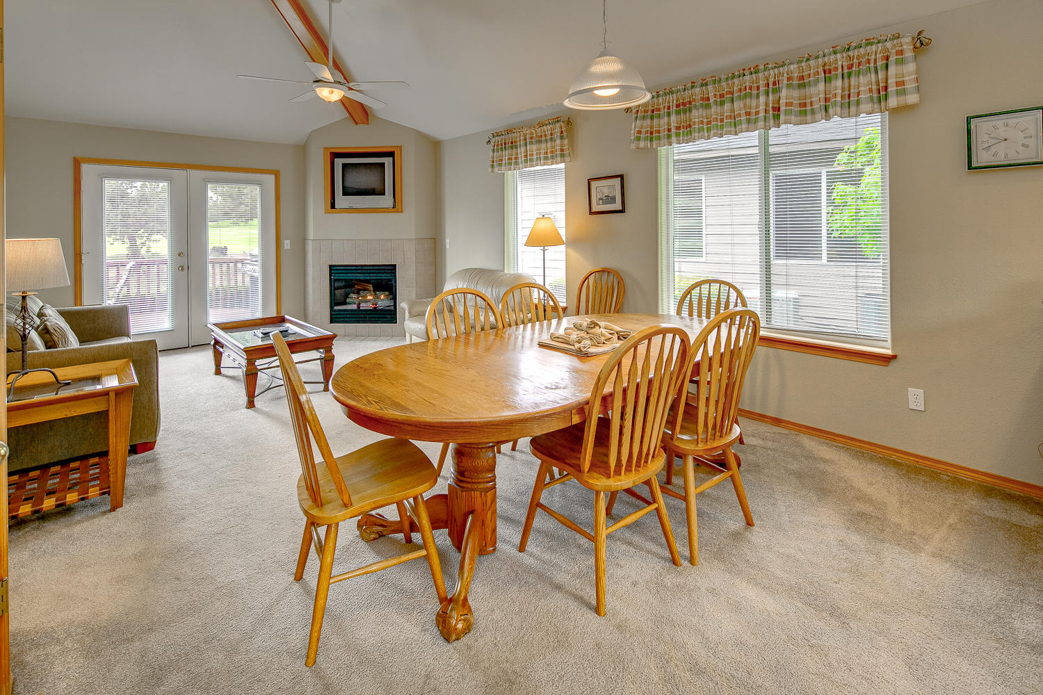 Eagle Crest - Residential