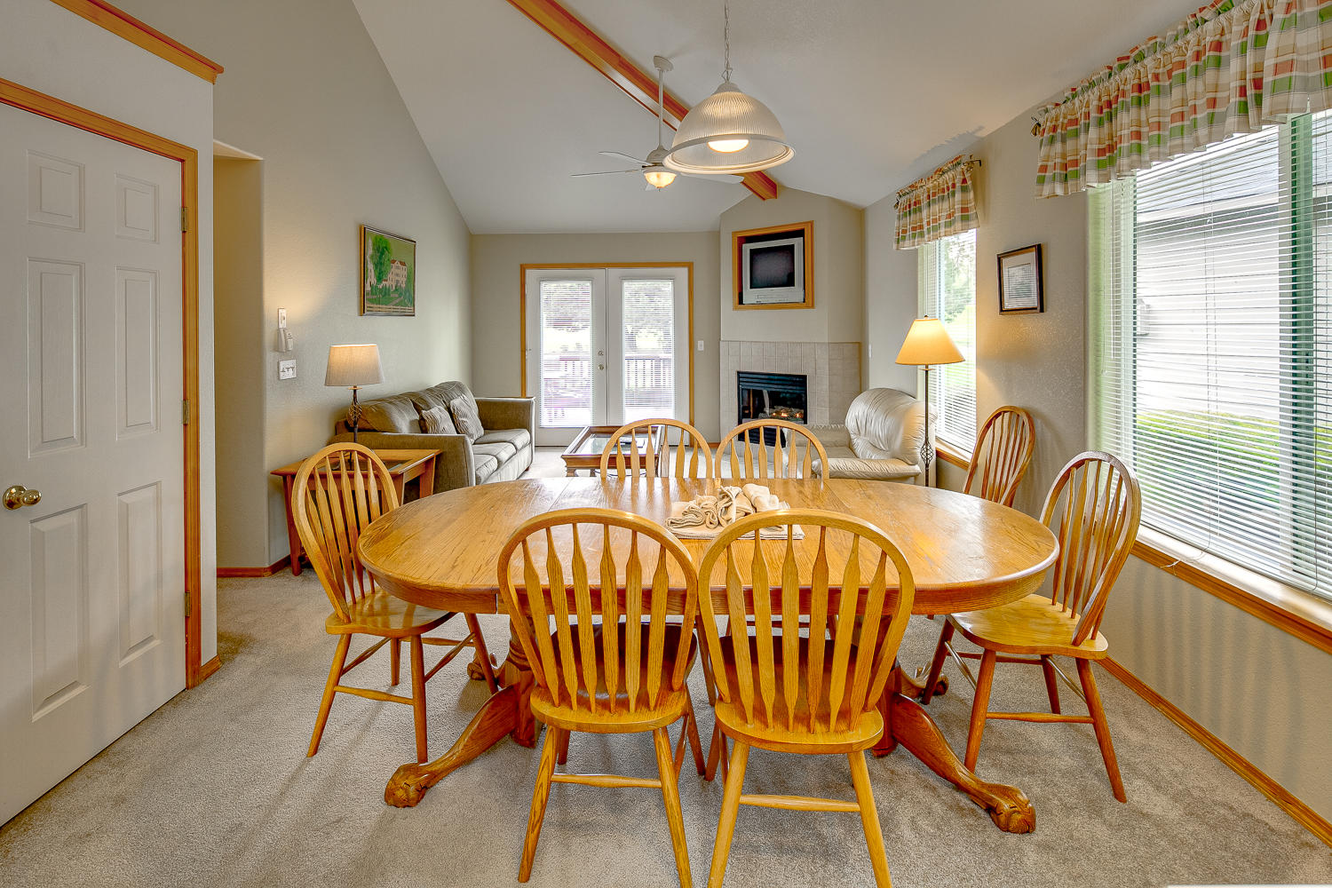 Eagle Crest - Residential