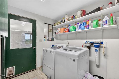 Tiny photo for 1745 E Gregory RD, Central Point, OR 97502 (MLS # 220222871)