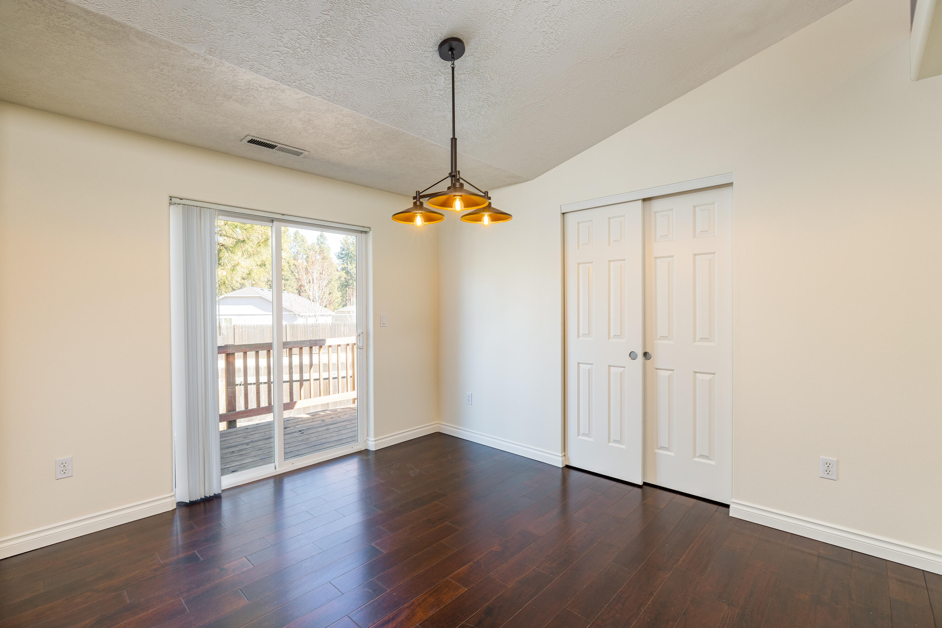 Deschutes River Cros - Residential