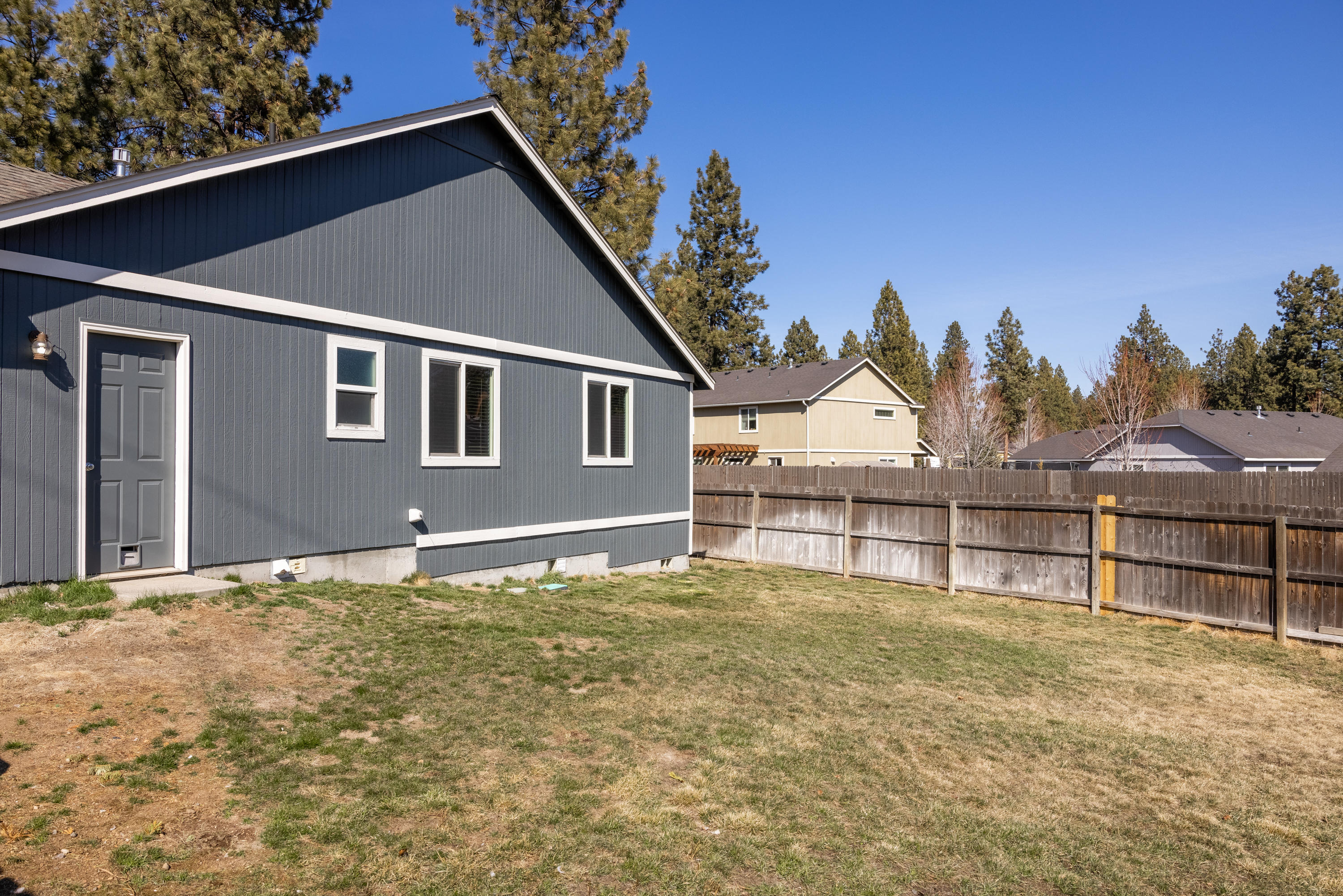 Deschutes River Cros - Residential
