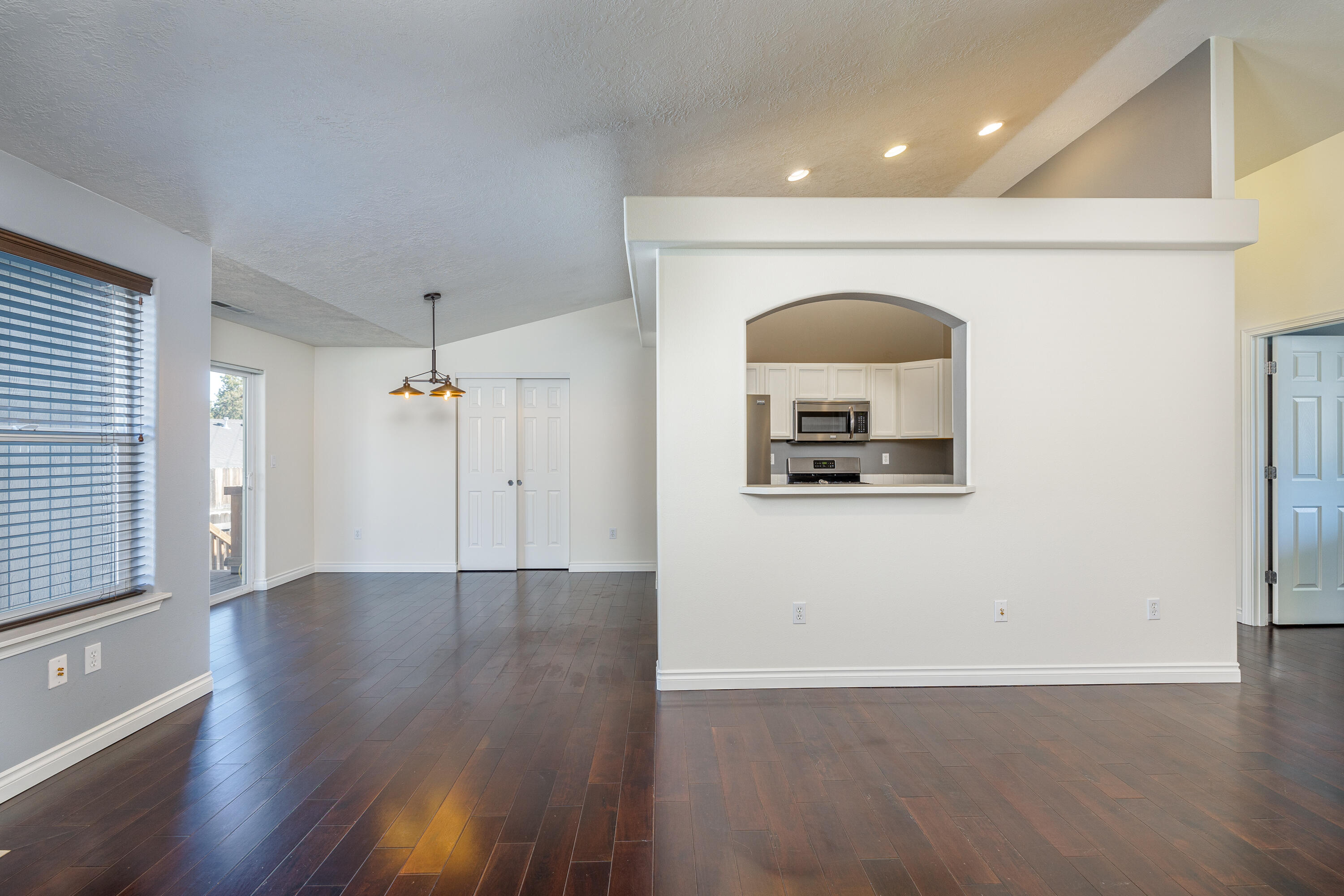 Deschutes River Cros - Residential