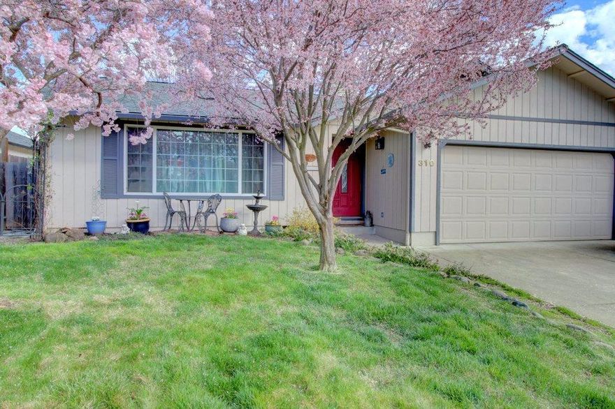 Fantastic home in a great location of Eagle Point. This 3 bedroom/ 2 bath home has 1237 sqft, RV parking and a large fenced back yard! Many updates have been done which include quartz counters, re-finished cabinets, new stainless appliances, new baseboard throughout, new AC unit, laminate flooring, newer 3-year-old roof, remodeled bathrooms & much more! The open layout of this home includes a large open kitchen with peninsula and bar seating, dining room, vaulted living room that include plant shelves and tons of storage throughout! Nice sized master with updates in the bathroom. The finished oversized garage also offers storage above. Plenty of room for your RV, trailer or extra cars, a garden tool shed, and large fenced yard complete this great home. Close to schools, parks and shopping on a nice quiet street!