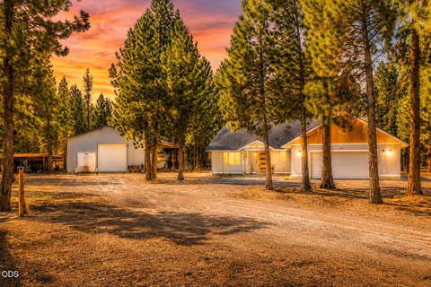 Photo of 2716 Boone Circle, La Pine, OR 97739 (MLS # 220224036)