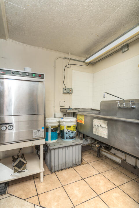 Ellingers - Commercial Sale