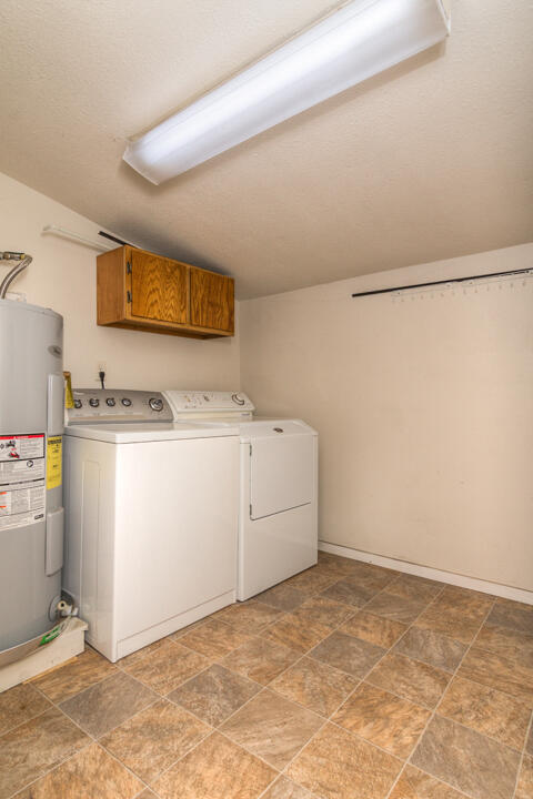 Ellingers - Commercial Sale