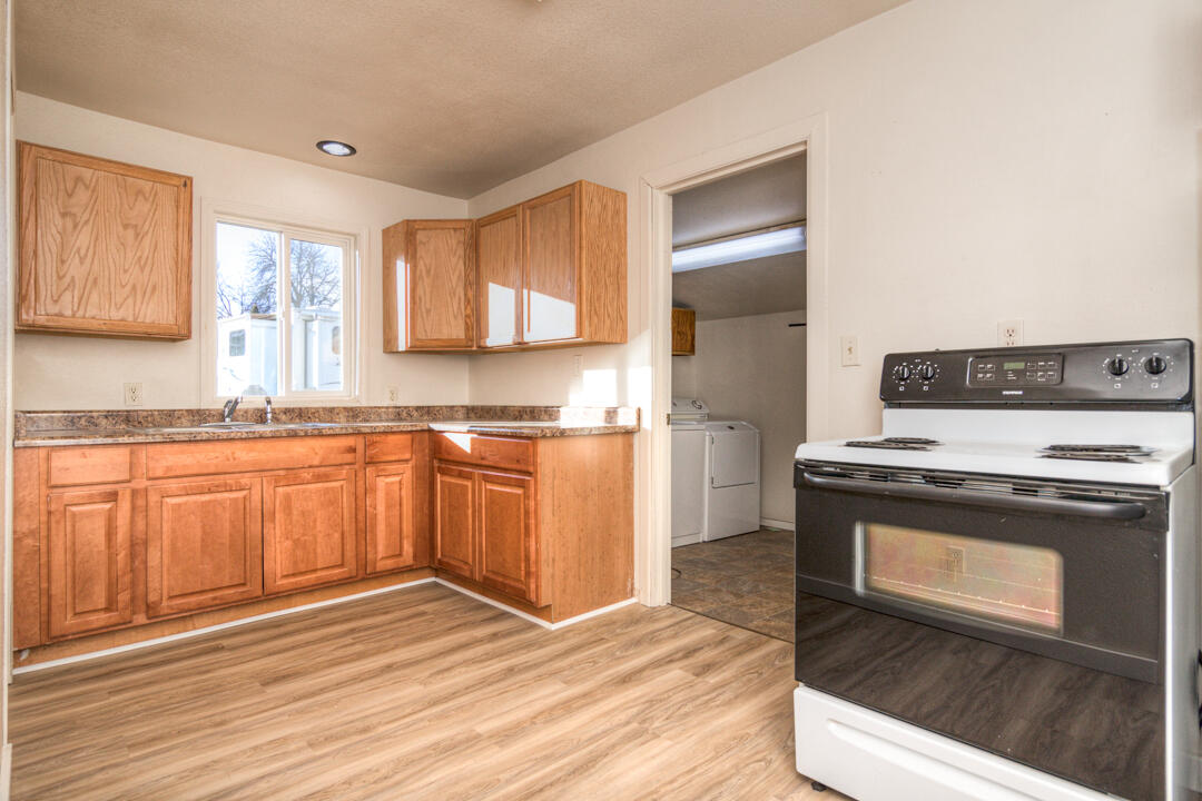 Ellingers - Commercial Sale