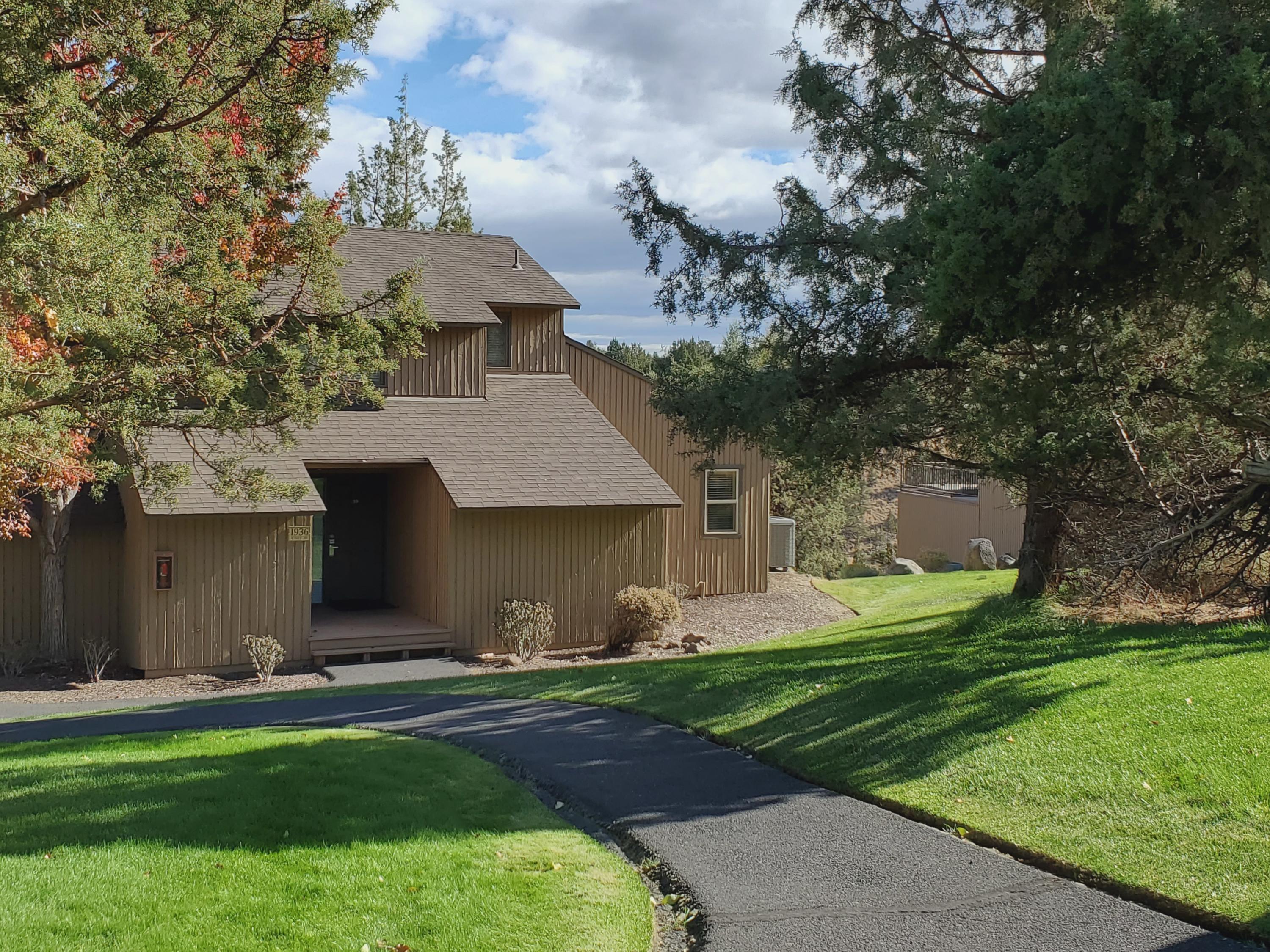 Eagle Crest - Residential