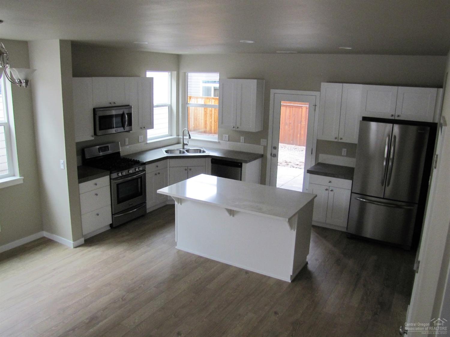 Reed Pointe - Residential