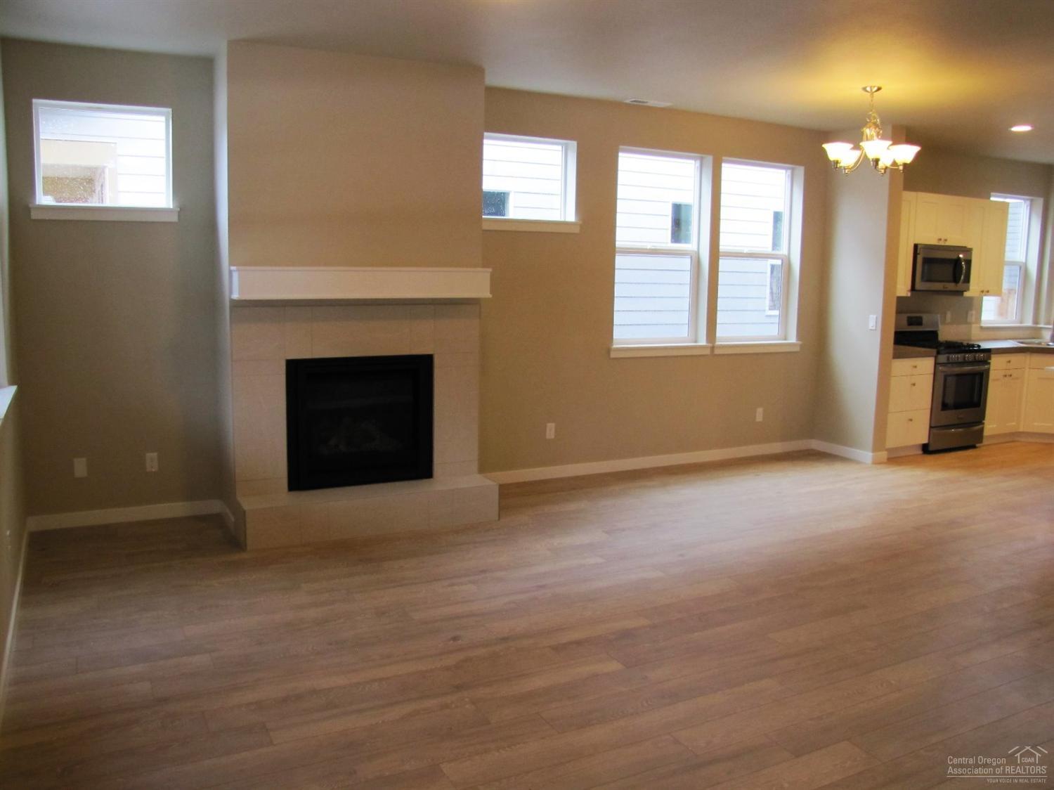 Reed Pointe - Residential