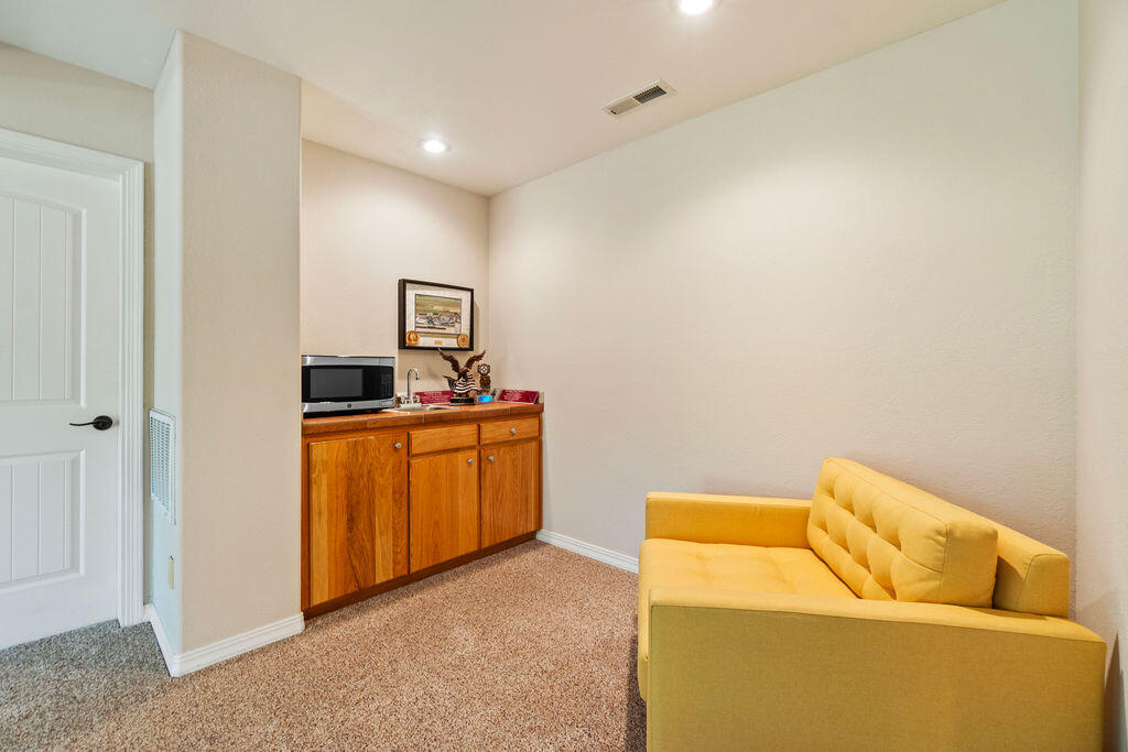 Klamath Falls -Nob Hill - Residential