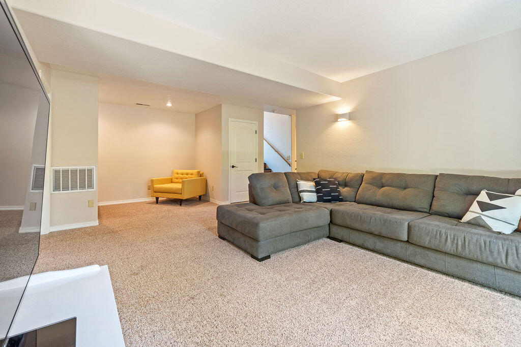 Klamath Falls -Nob Hill - Residential