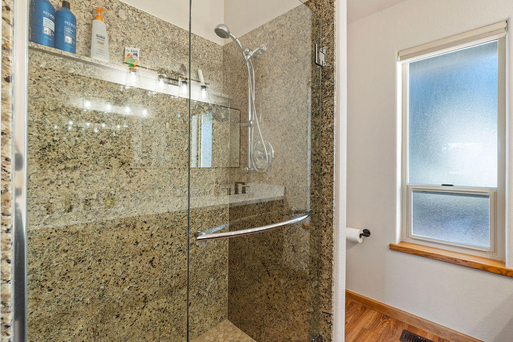 Klamath Falls -Nob Hill - Residential