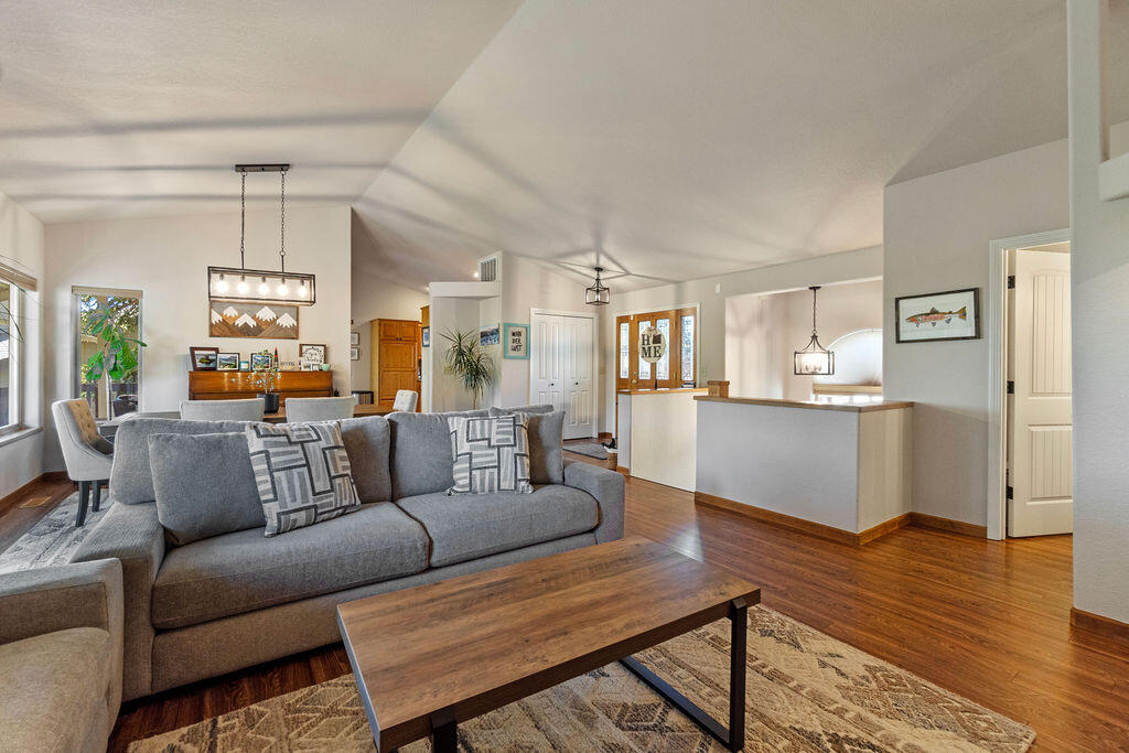 Klamath Falls -Nob Hill - Residential