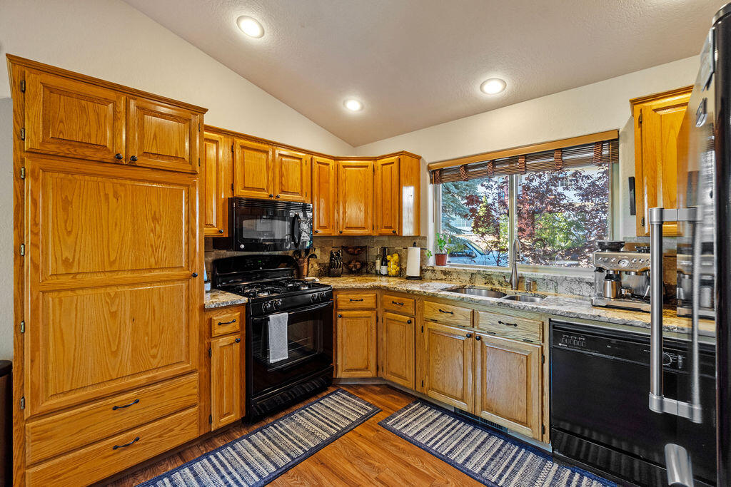 Klamath Falls -Nob Hill - Residential