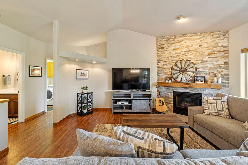 Klamath Falls -Nob Hill - Residential