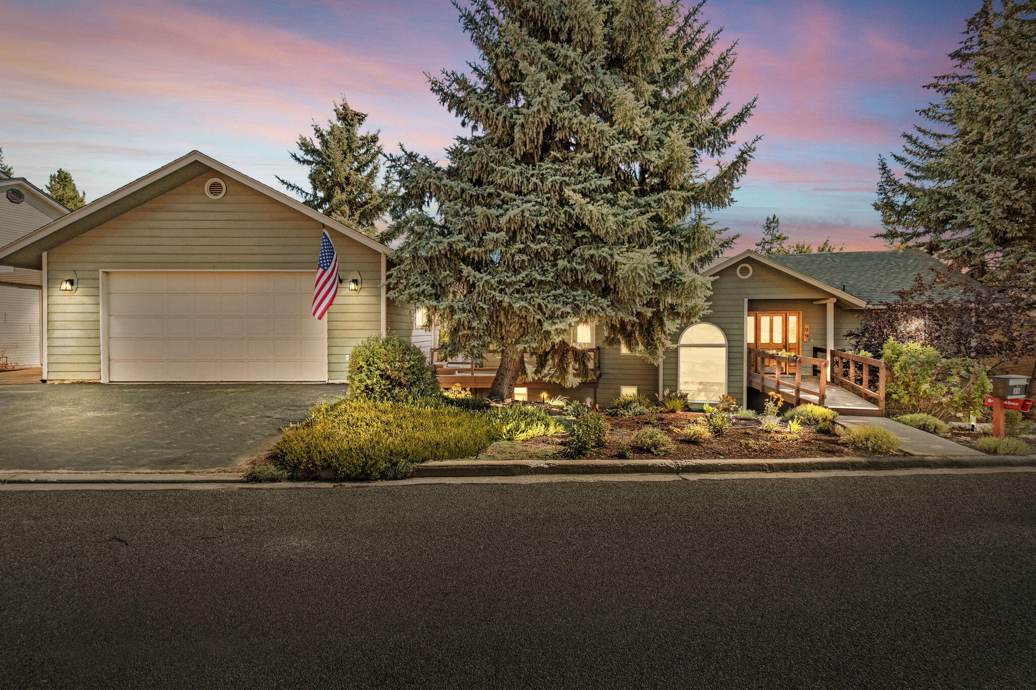 Klamath Falls -Nob Hill - Residential
