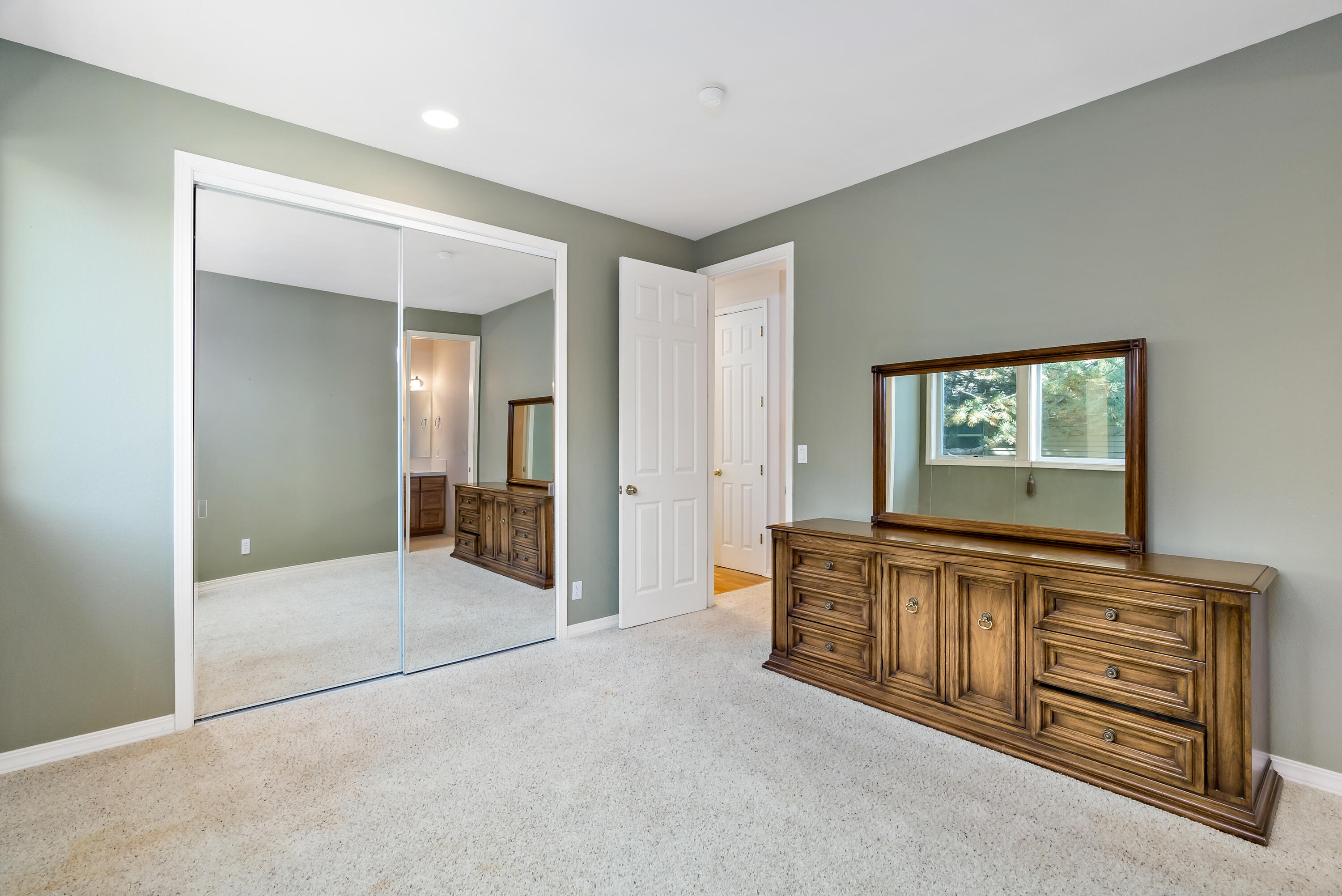 Broken Top - Residential