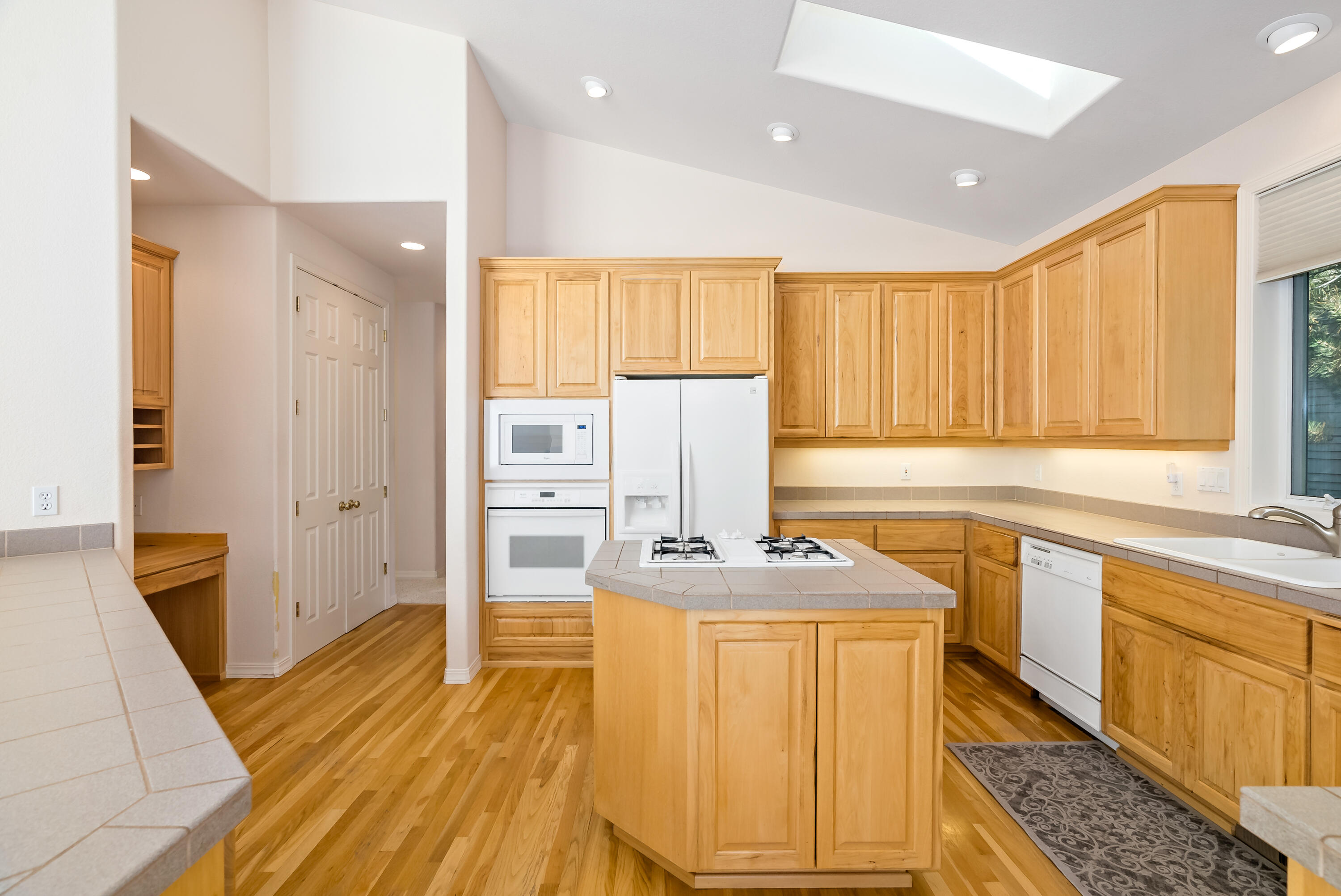 Broken Top - Residential