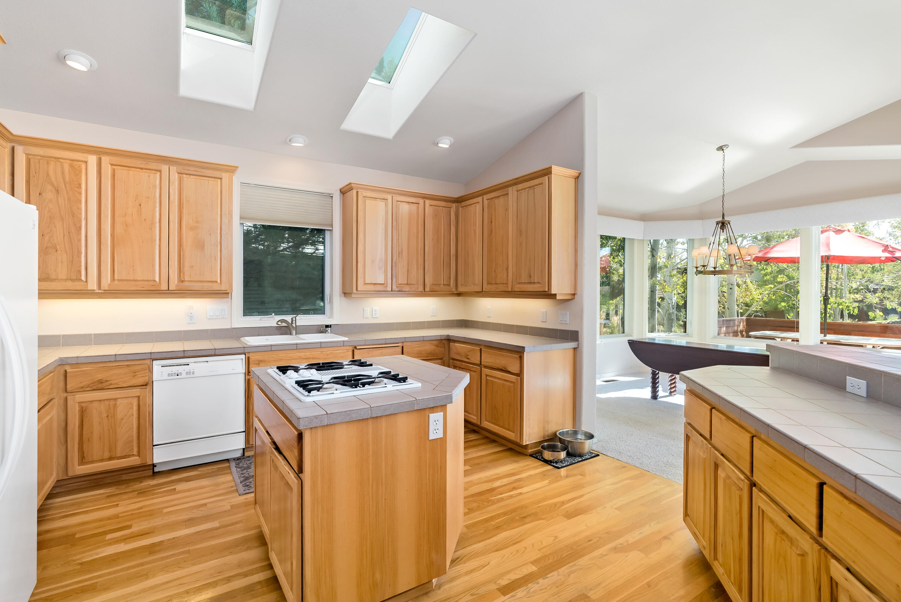 Broken Top - Residential