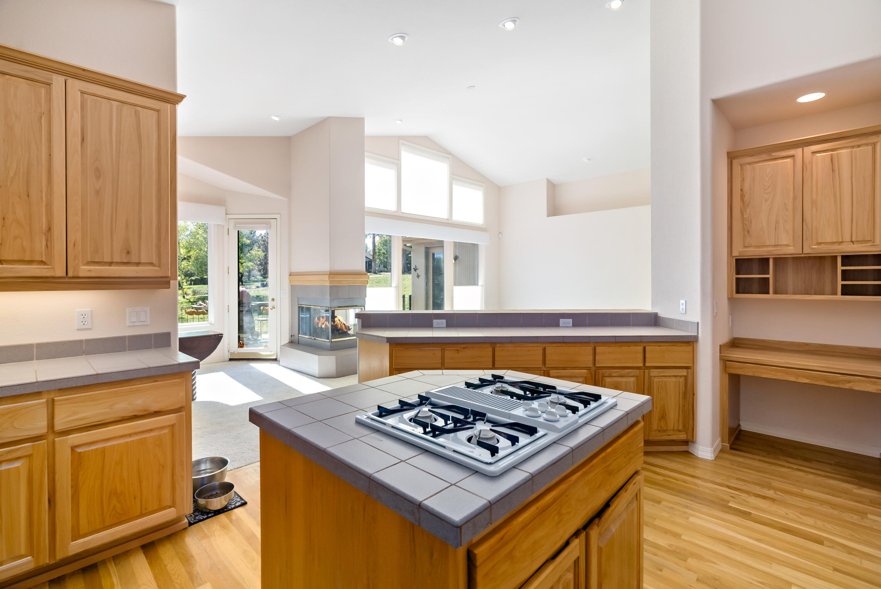 Broken Top - Residential