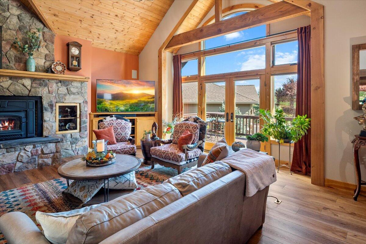 Eagle Crest - Residential