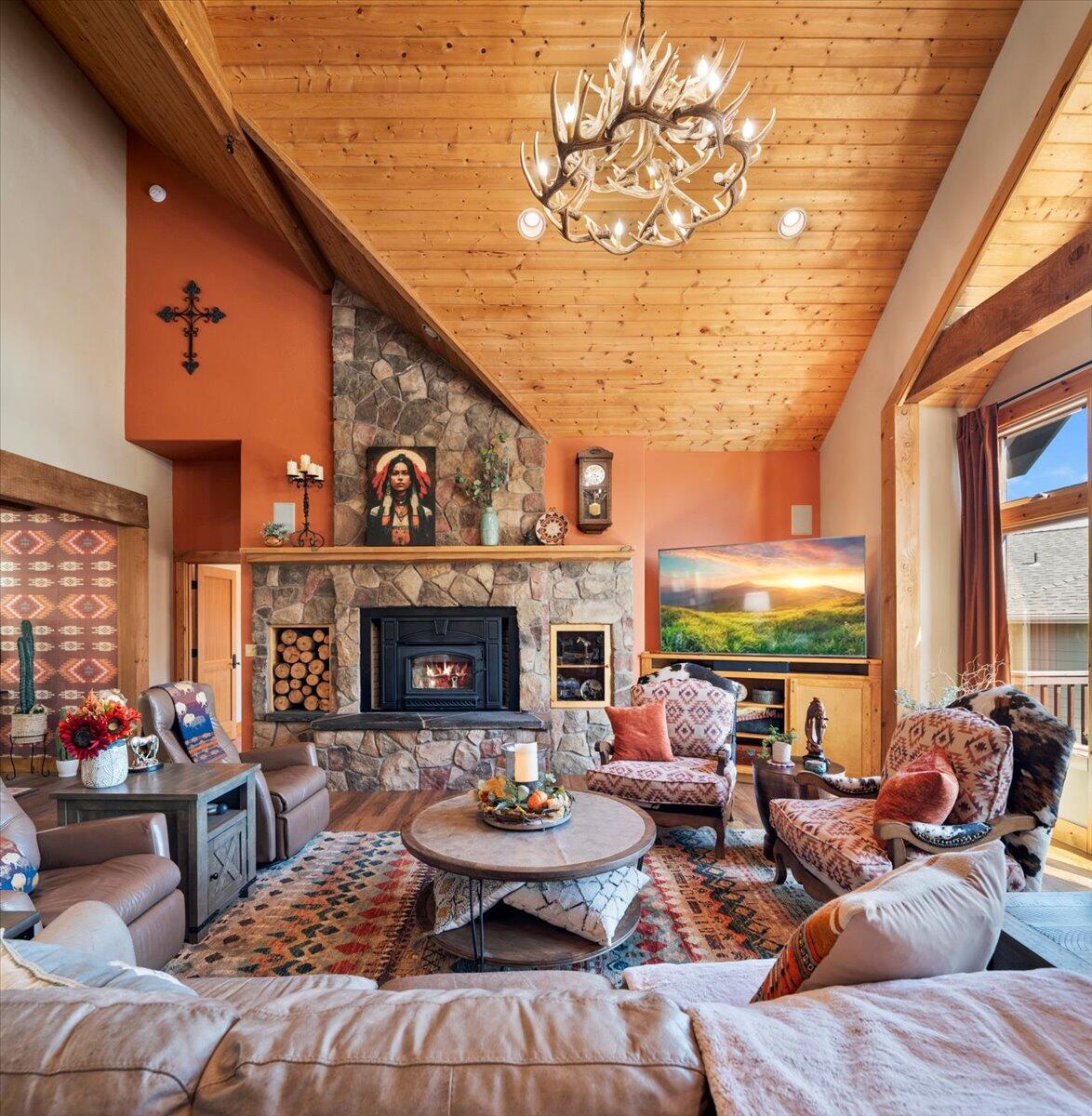 Eagle Crest - Residential