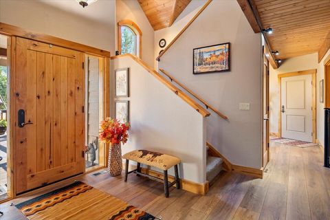 Tiny photo for 1777 Turnstone Road, Redmond, OR 97756 (MLS # 220211112)