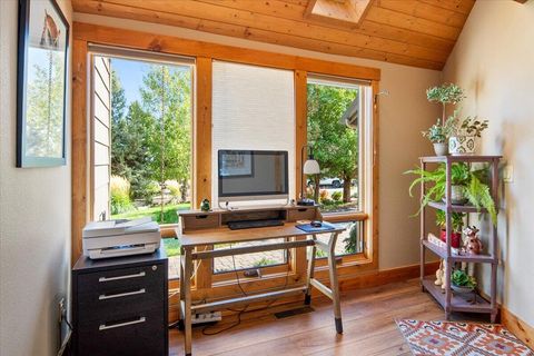 Tiny photo for 1777 Turnstone Road, Redmond, OR 97756 (MLS # 220211112)