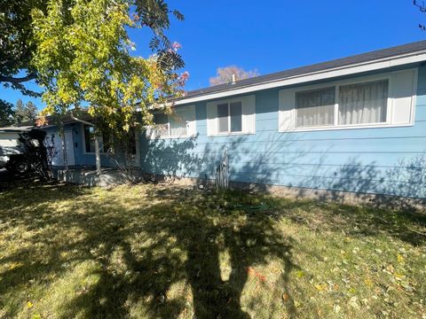 Tiny photo for 1735 Chinchalla Way, Klamath Falls, OR 97603 (MLS # 220211259)