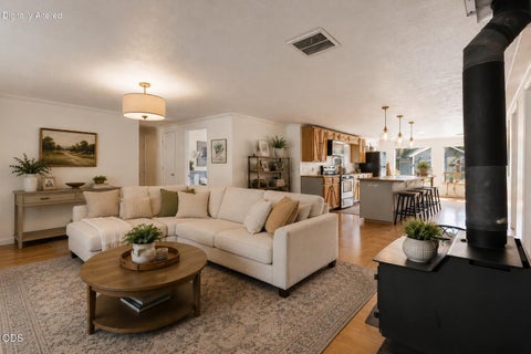 Tiny photo for 15931 Mt View Lane, La Pine, OR 97739 (MLS # 220218598)