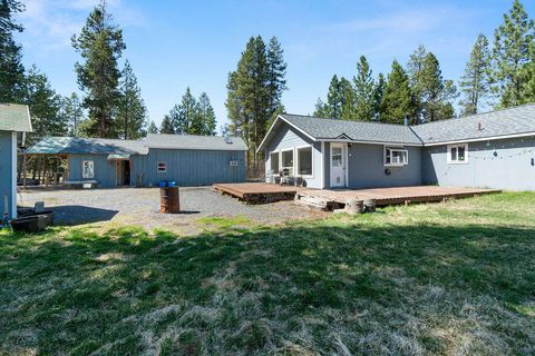 Tiny photo for 15931 Mt View Lane, La Pine, OR 97739 (MLS # 220218598)