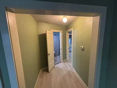 Tiny photo for 1333 Spring Street, Medford, OR 97504 (MLS # 220213088)