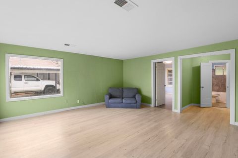 Tiny photo for 1333 Spring Street, Medford, OR 97504 (MLS # 220213088)